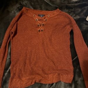 Maroon sweater